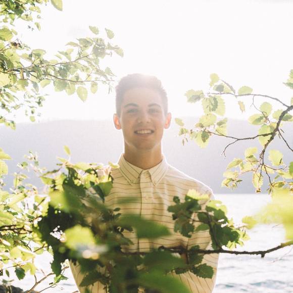 Meet your Posher, Peter - Picture 1 of 1